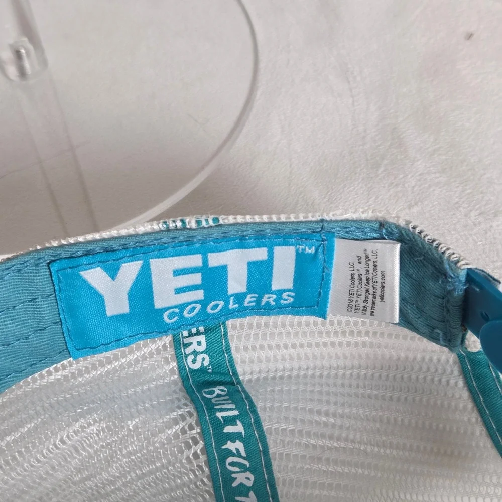 YETI Coolers Shark Logo Trucker Hat Teal Blue White Mesh Snapback Cap Beach - Picture 5 of 8